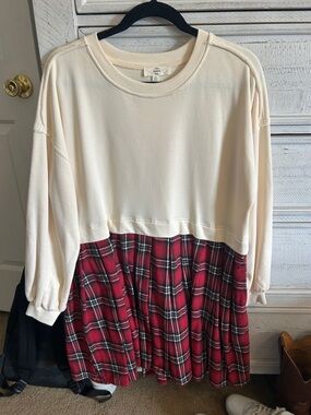 entro Cream and Red Plaid Drop-Waist Sweatshirt Dress